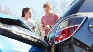 Location de voiture : 5 réflèxes en cas d'accident