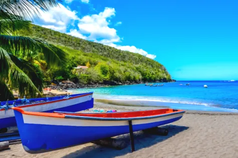 Martinique : Top 10 des lieux à découvrir en bateau !