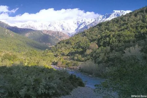 Découvrez la vallée du Fango en Corse !