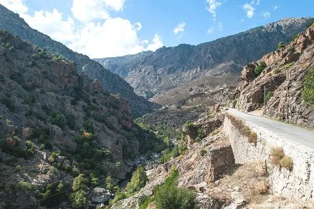Corse : Sur la route de la Scala di Santa Regina 