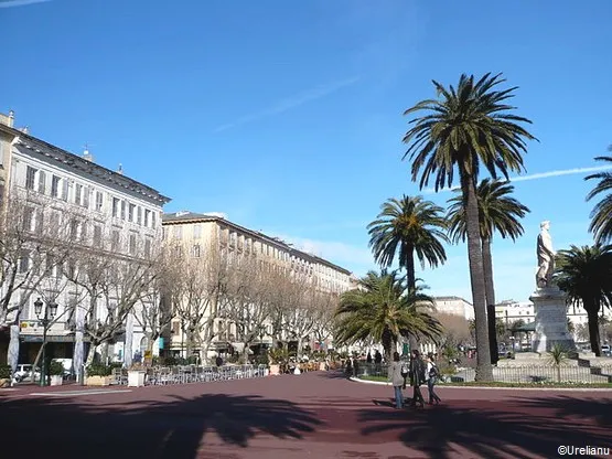 place Saint-Nicolas