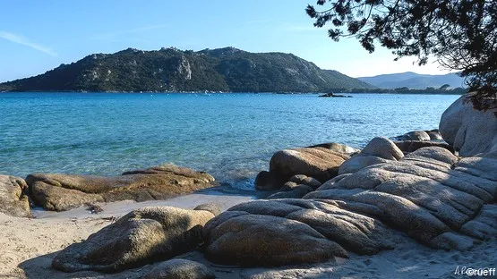 plage Santa Giulia