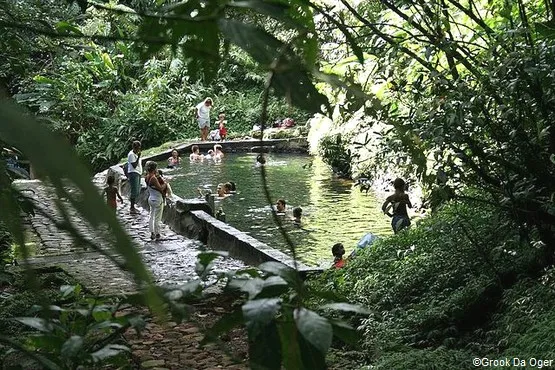 bains jaunes guadeloupe