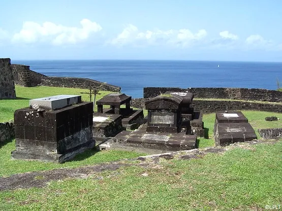 cimetière militaire fort delgres