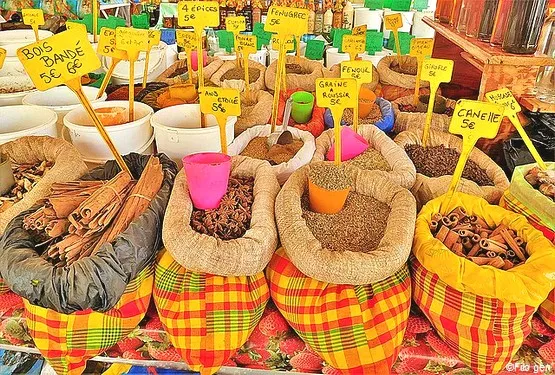 épices marché Guadeloupe