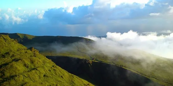 Cratère du volcan de la montagne Pelée