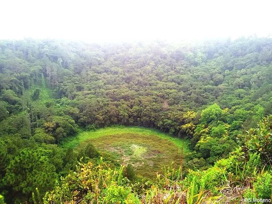 trou aux cerfs cratère