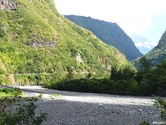 route des 400 virages la réunion