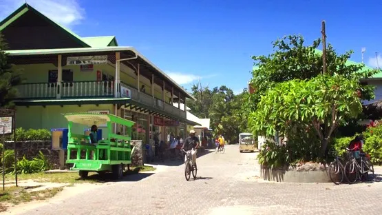 la passe sur l'île de la digue