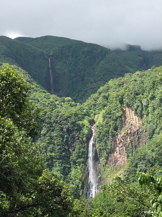 10 Cascades incontournables en Guadeloupe